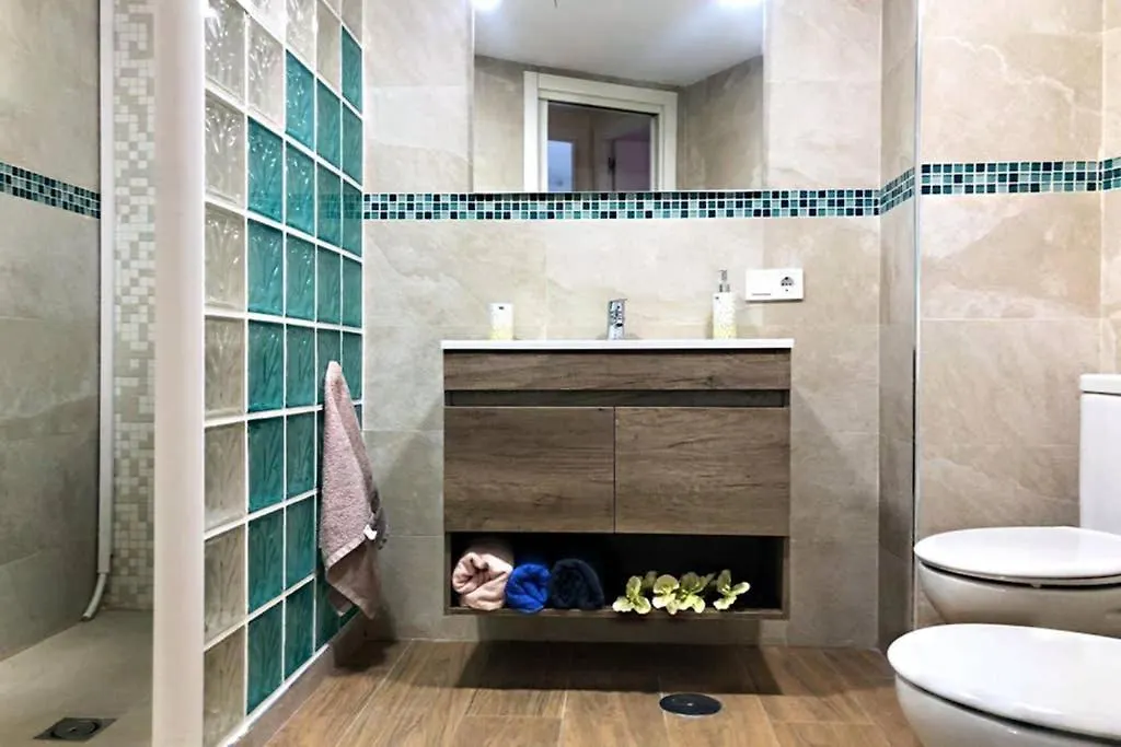 Coqueto Apartamento En Puerto Marina Con Piscina Benalmadena Spain