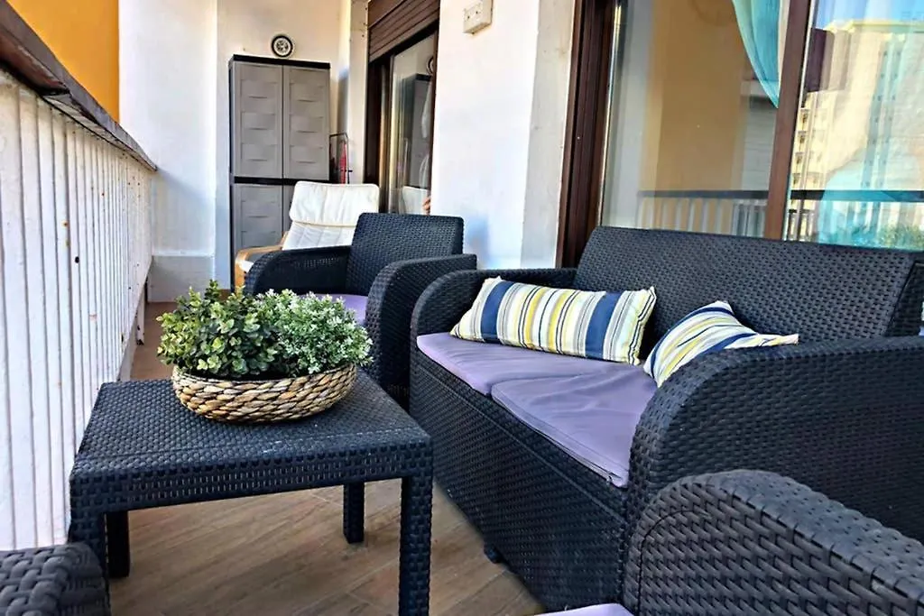 Apartment Coqueto Apartamento En Puerto Marina Con Piscina Benalmadena Spain