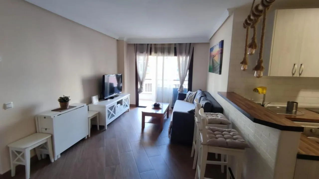 Apartment Coqueto Apartamento En Puerto Marina Con Piscina Benalmadena